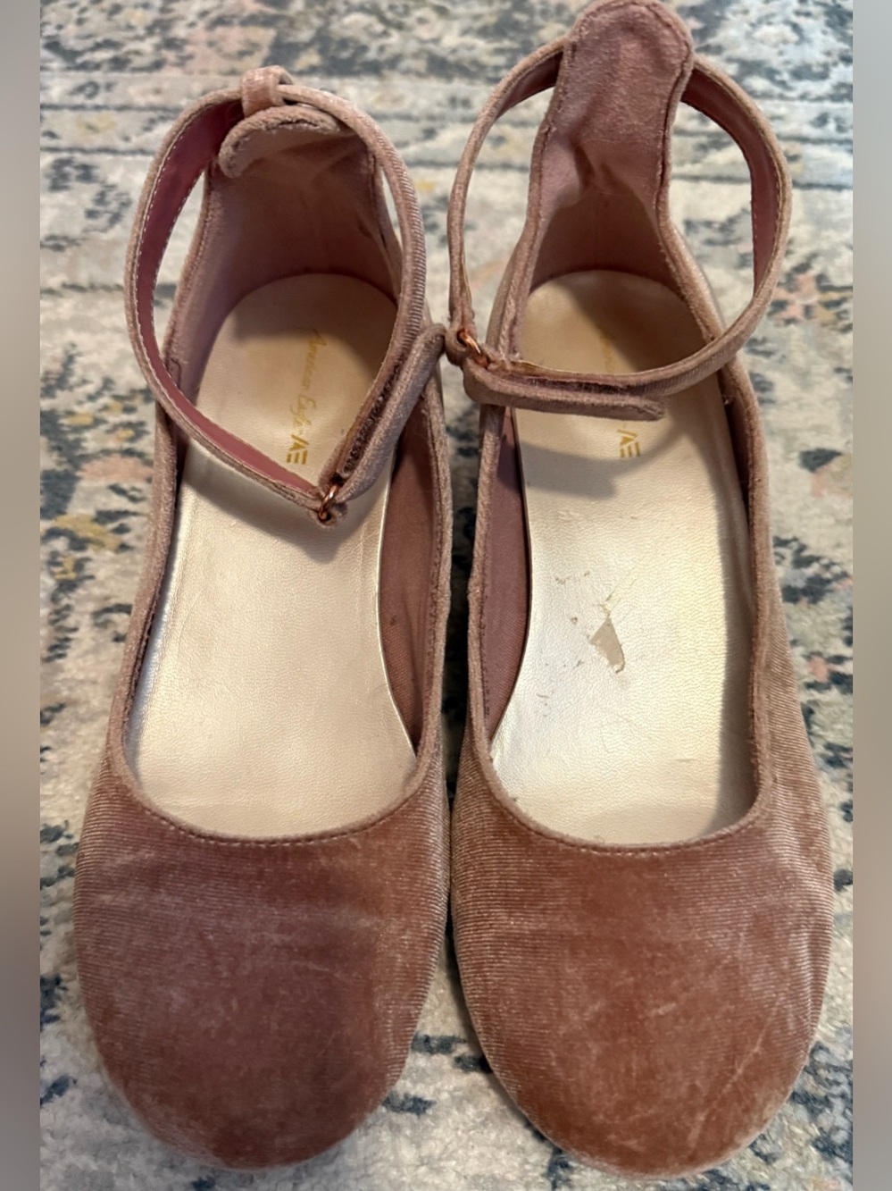 American Eagle Outfitters  Youth Pink Velvet Ankle-Strap sparkly heels